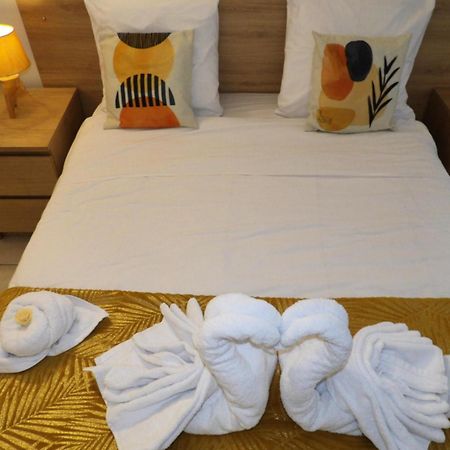 Le Cosy Wiener *Paris*Gare A 300 M*Disneyland* Champs-Sur-Marne Exterior photo
